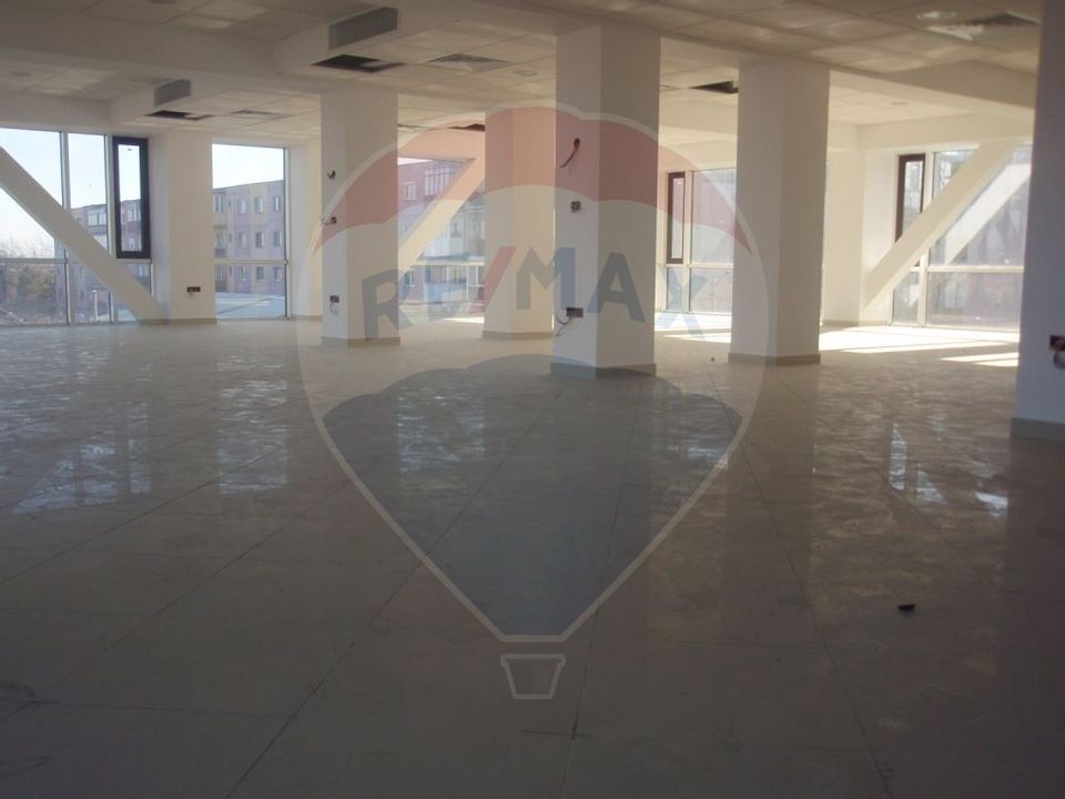 400sq.m Office Space for rent, Micalaca area