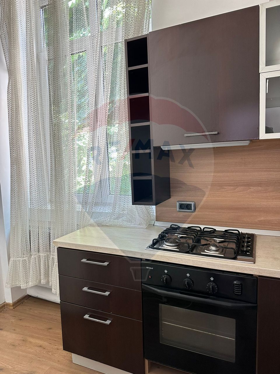 Garsoniera cu potential de investitie, Zona centrală – Hristo Botev