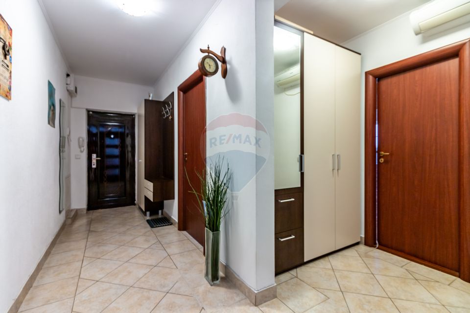 Apartament spatios - zona centrala Otopeni