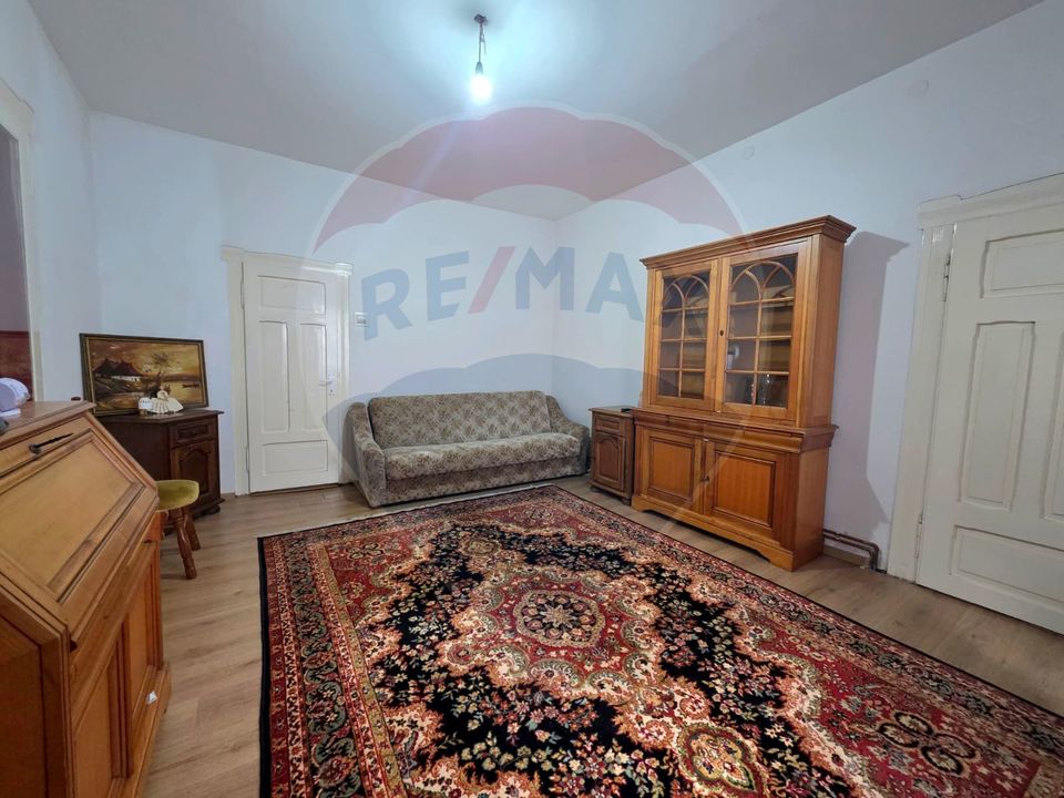 2 room House / Villa for sale, Central area