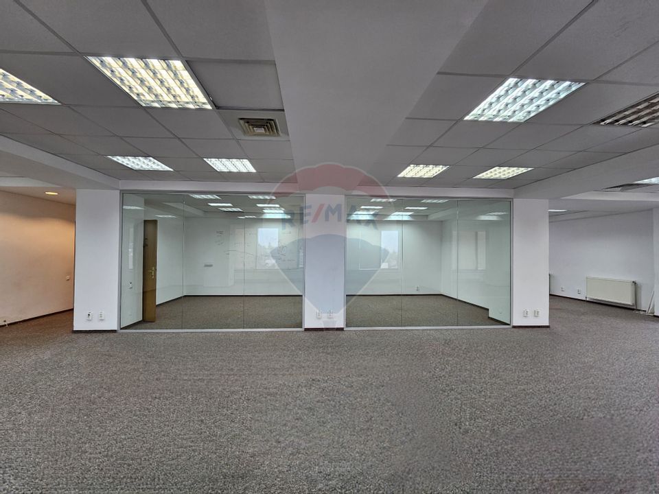 232sq.m Office Space for rent, Ultracentral area