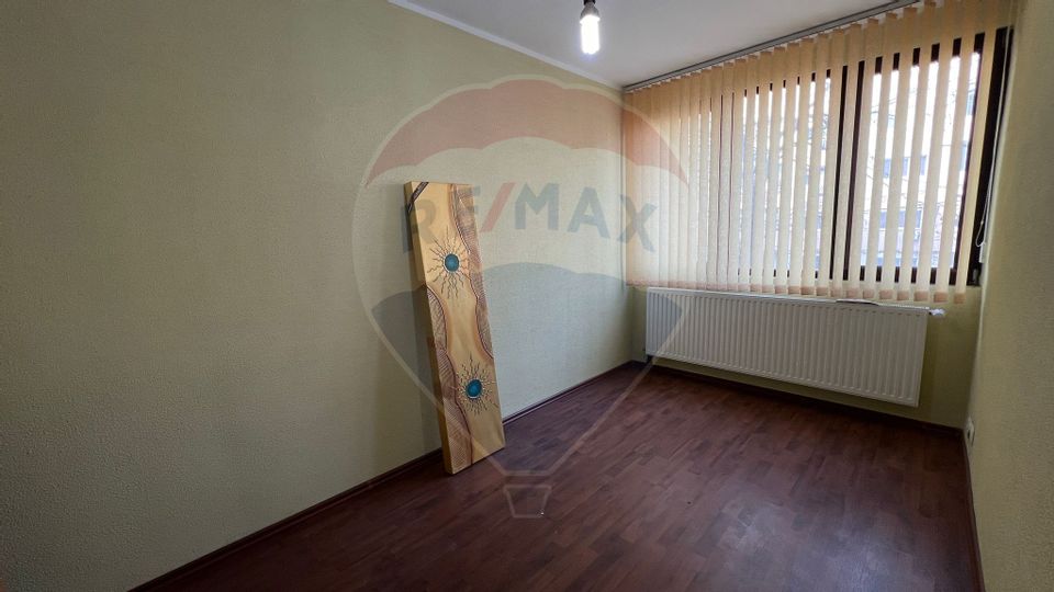 3 room Apartment for sale, Micro 16 area