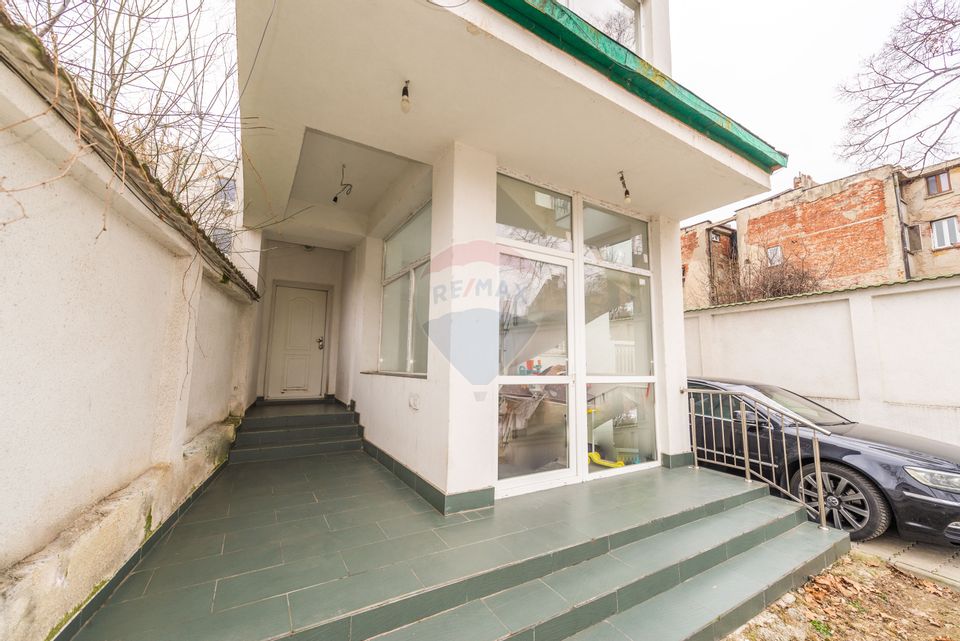 Apartment 3-4 rooms, ground floor villa 2009 Mosilor subway Obor
