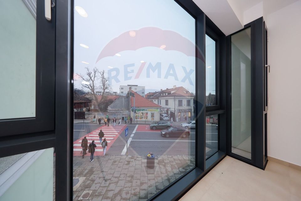 Constructie comerciala P+2 funcțiuni mixte  - str. Iuliu Maniu