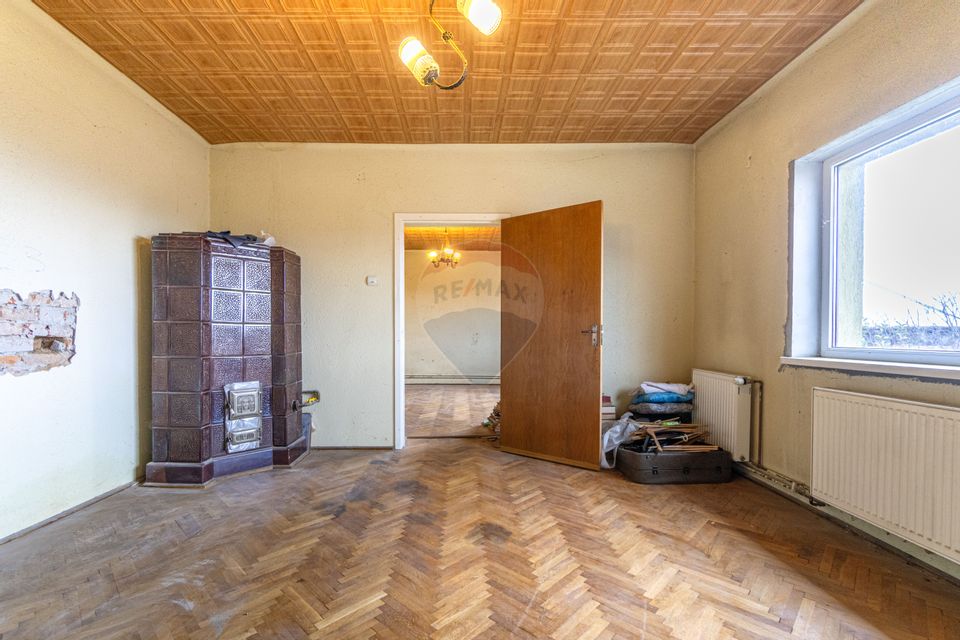 Casă individuală cu două unități locative. Zona Horia–Cloșca–Crișan