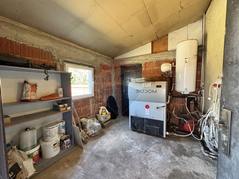 Casă cu 5 camere de vânzare Cartier Orizont 2 Paleu zona Metropolitana