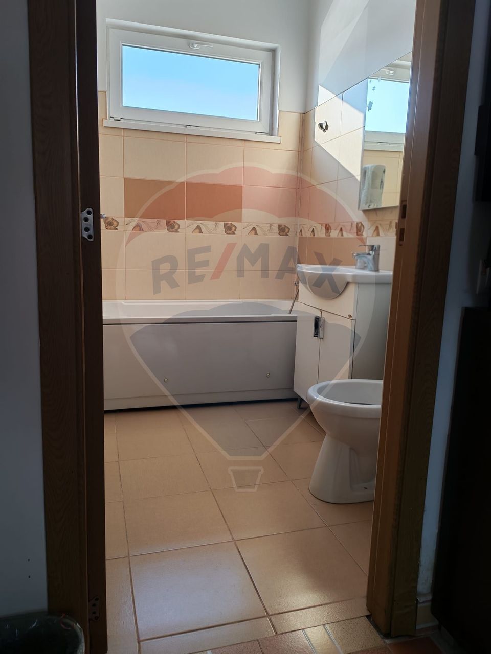 Inchiriez spatiu de birouri de 60mp in Buna Ziua