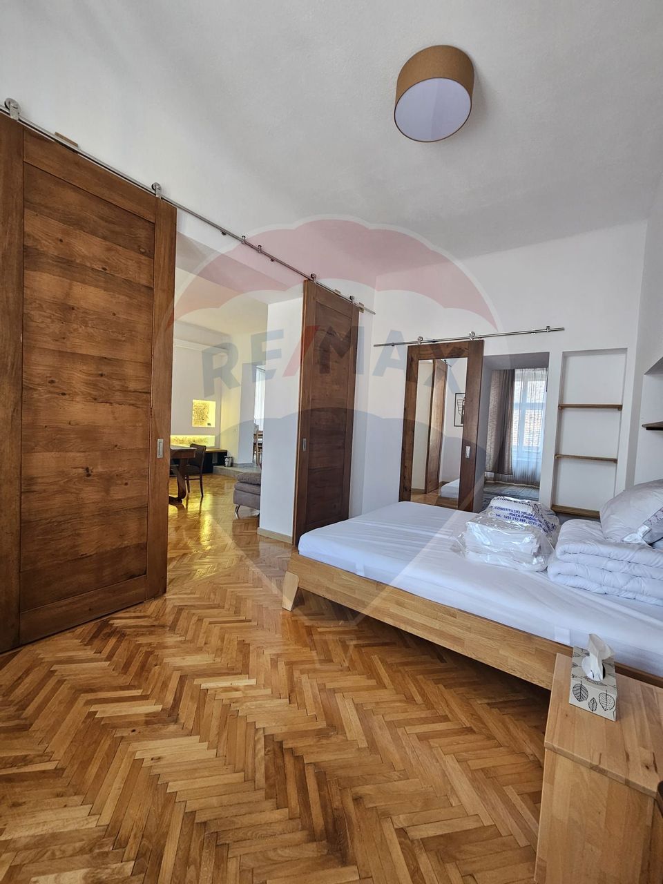 Apartament Lux cu 3 camere de închiriat în zona Ultracentrala