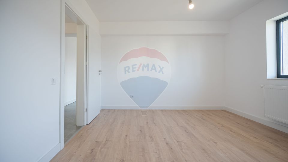 De vânzare, apartament 2 camere foarte spațios, bloc nou, Brașov