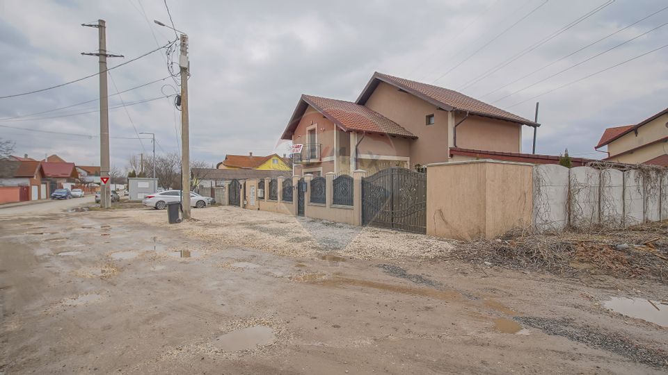 5 room House / Villa for sale