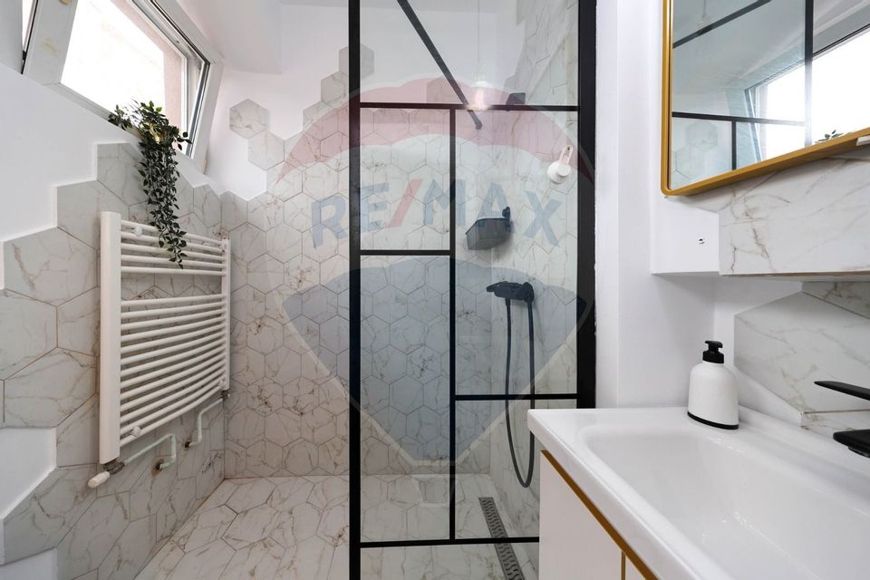 Comision 0 | Apartament cu 2 camere și terasă - Lângă  Piata Sfatului