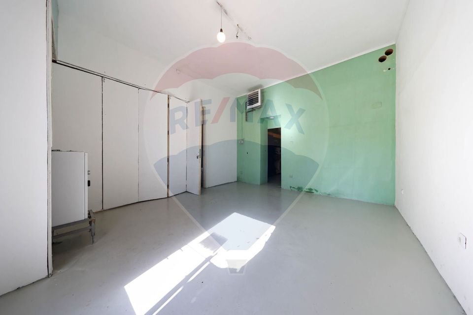 50sq.m Commercial Space for rent