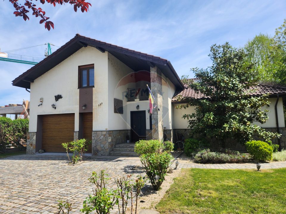 9 room House / Villa for sale