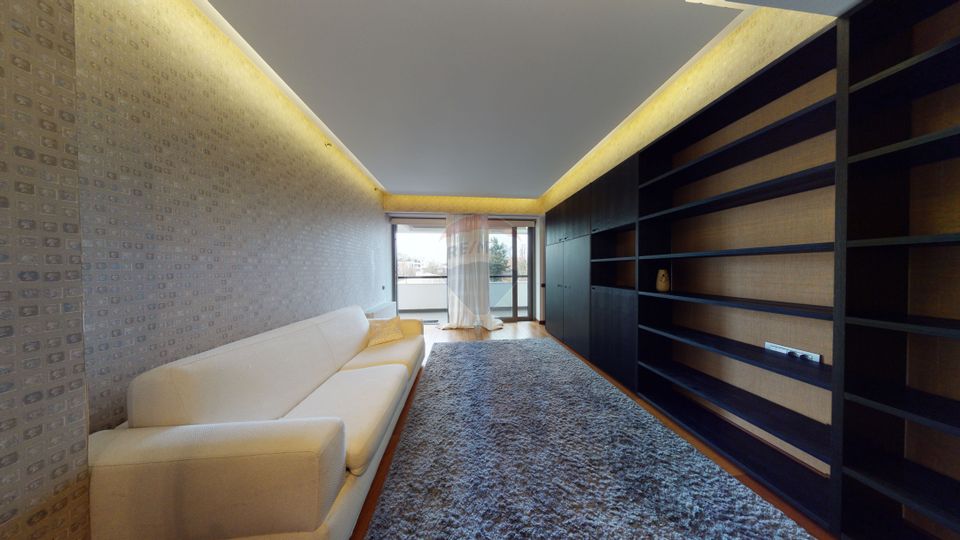 De inchiriat | Apartament 4 camere | Terasa 55 mp | Primaverii