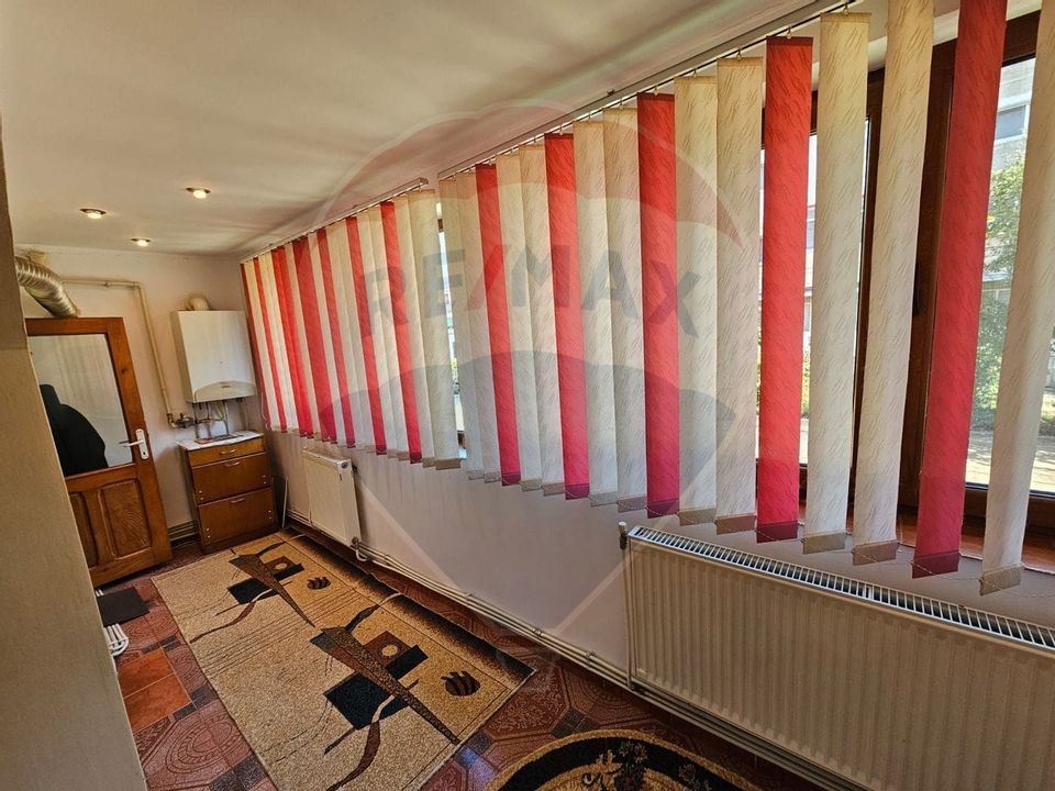 Apartament cu 2 camere strada Prieteniei, parter!