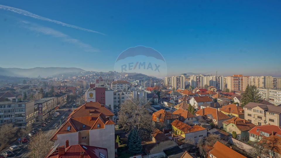 3 room Apartment for sale, Centrul Civic area