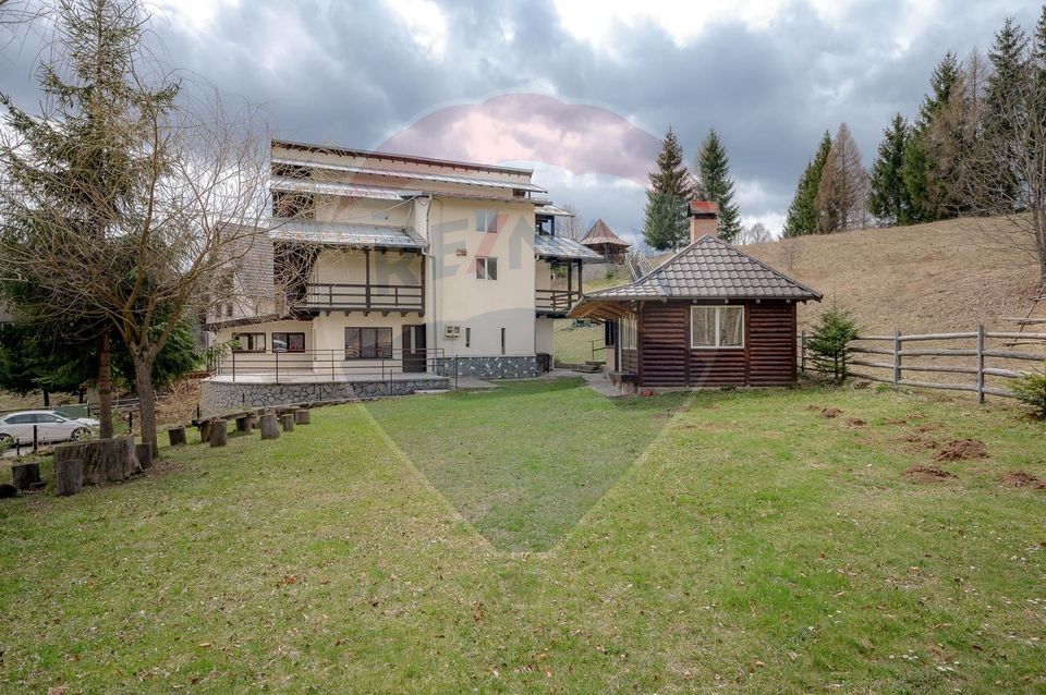 Vanzare Pensiune Valea Doftanei