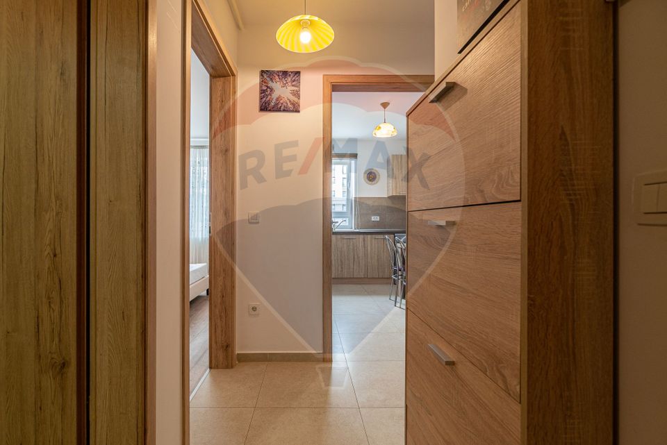 2 room Apartment for rent, Tractorul area