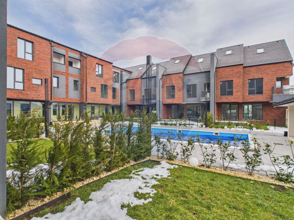 De vanzare| Apartament 3 camere nemobilat si 2 terase| Nobil Residence