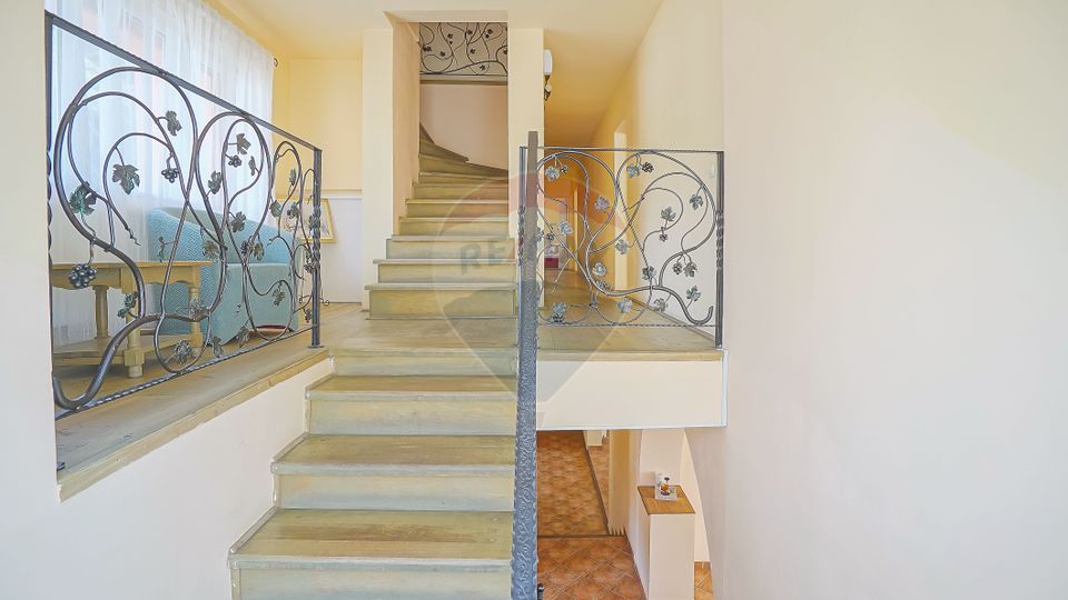 Pensiune de Vanzare in Moieciu de Sus | Comision 0%