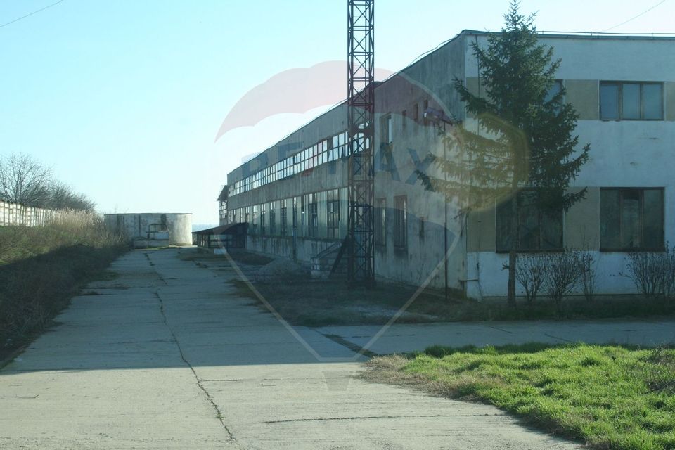 4,620sq.m Industrial Space for sale