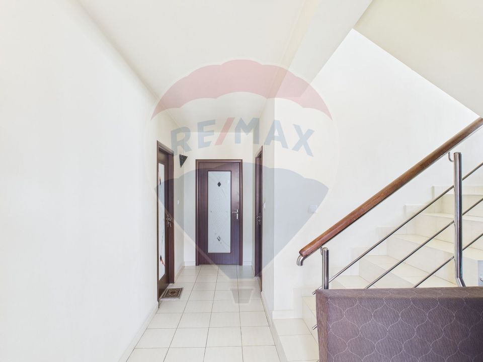 Casa spatioasa cu 5 camere si curte amenajata – Chitila