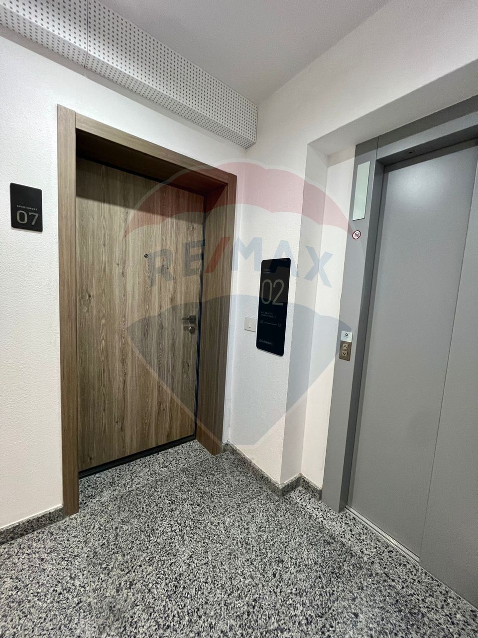 Apartament nou, prima utilizare - 2 Camere + Parcare