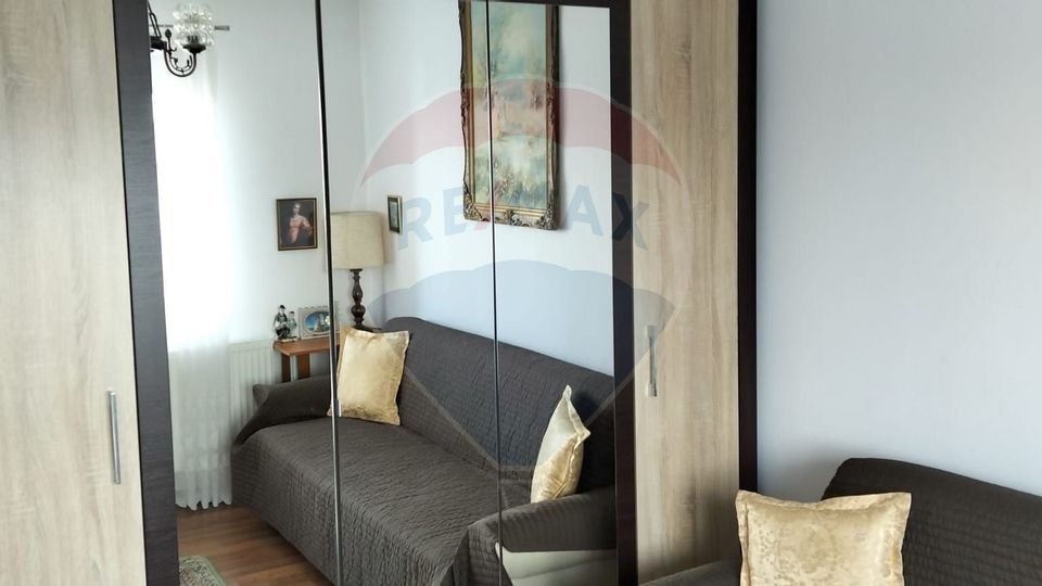 Apartament cu 2 camere de închiriat