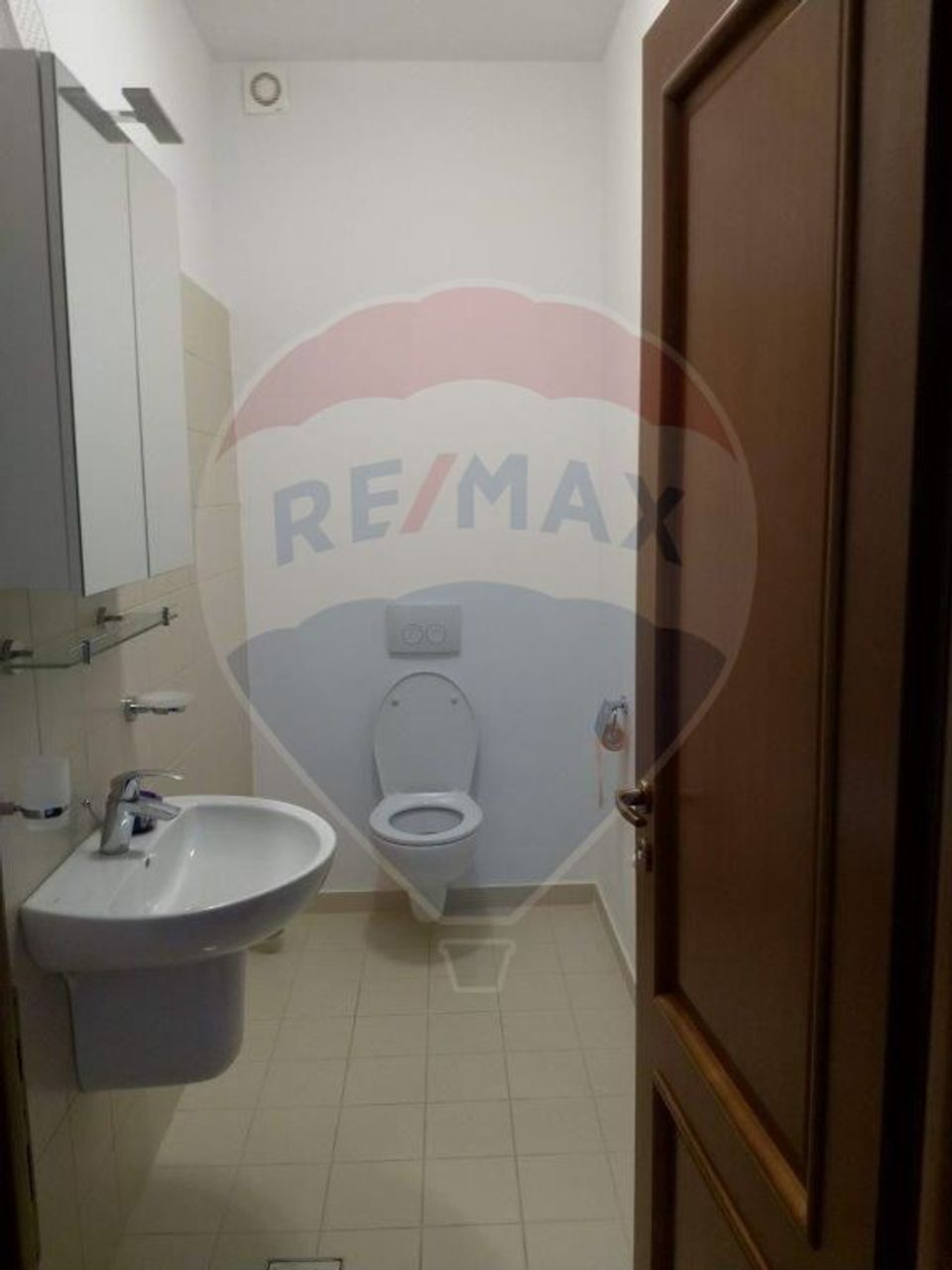 3 room Apartment for rent, Aviatiei area