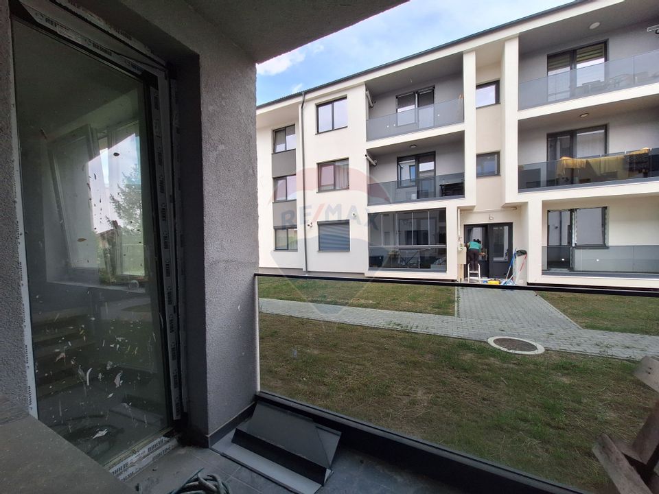 Apartament 3 camere, spatios, nou  in Selimbar str. Mihai Viteazu