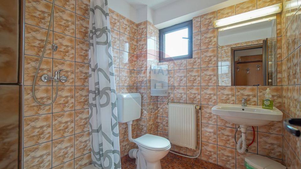 12 room Hotel / Pension for sale, Blumana area