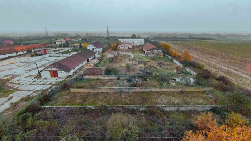Teren 7500mp și construcții de vânzare, Tilecuș
