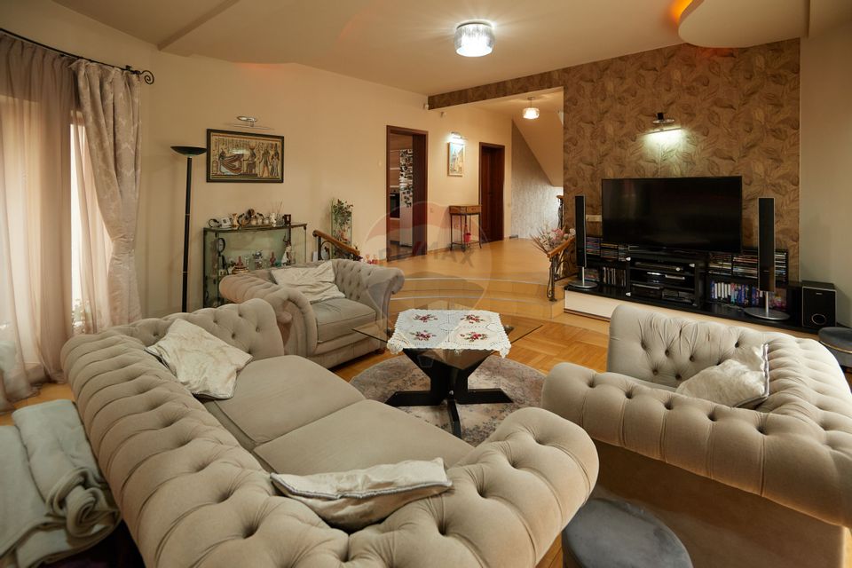 5 room House / Villa for sale, Campului area