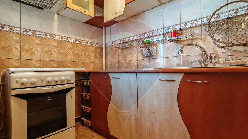 Studio for rent in the Lujerului area