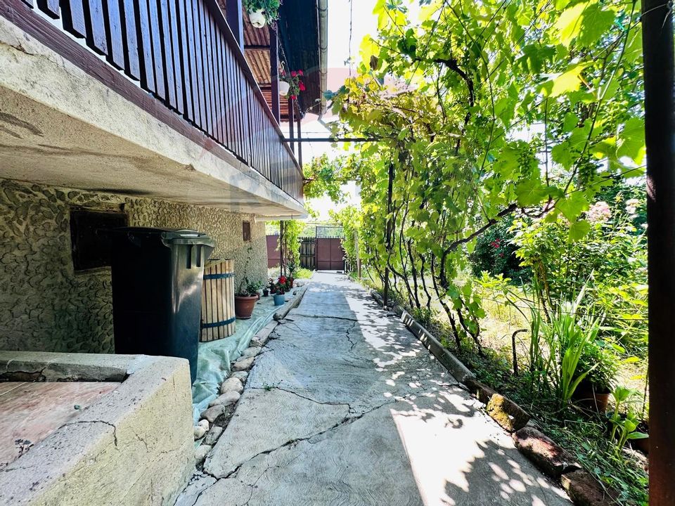 Casa cu Toate Utilitatile,Vedere Panoramica,Livada-Stefanesti, Arges