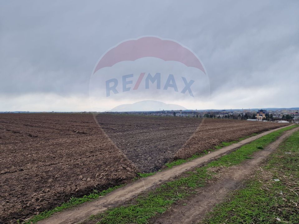Teren 10,000mp Bacau / Strada Alexandru Safran