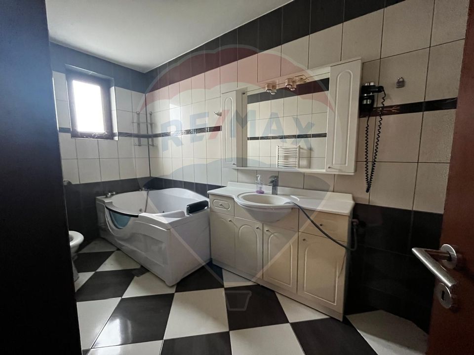 4 room Hotel / Pension for rent
