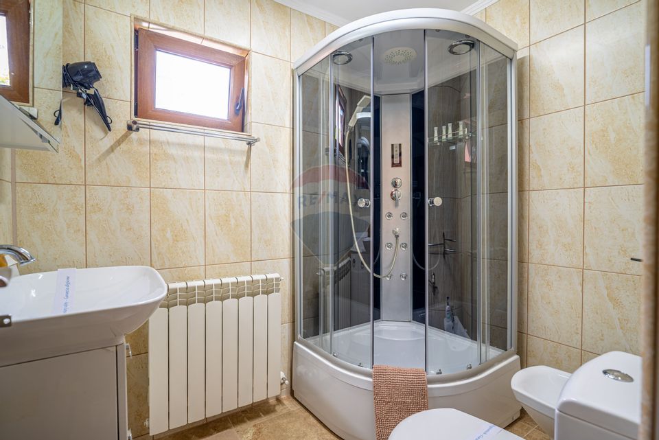 Vila moderna cu 2 corpuri in Busteni | Ideala pentru turism