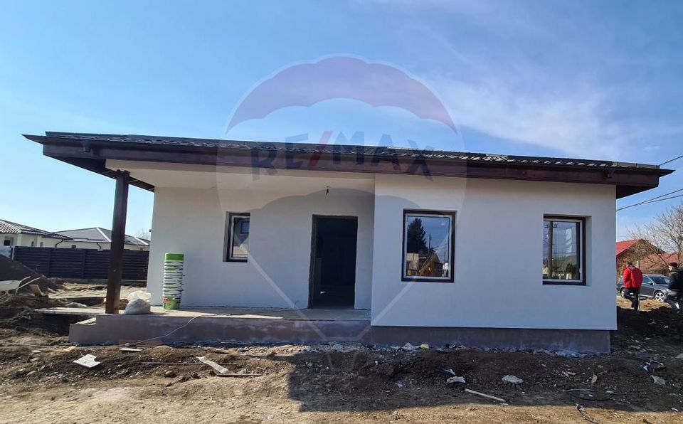 House / Villa Ground floor 4 rooms Land 500 sqm Moara Vlasiei