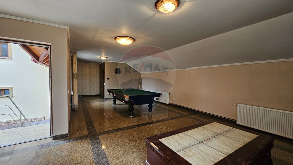 Casă de vânzare Bran Sohodol teren  intravilan 10.331 mp două locuințe