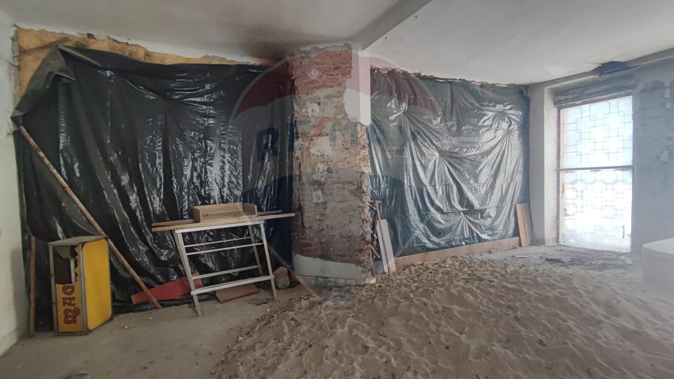 68.34sq.m Commercial Space for sale, Ultracentral area