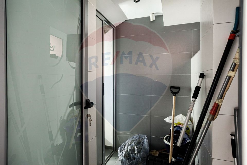 192sq.m Office Space for rent, Micalaca area