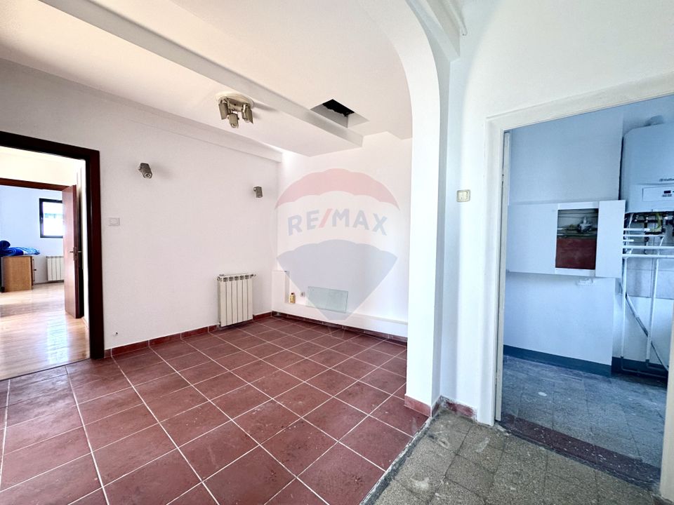 4 room Apartment for rent