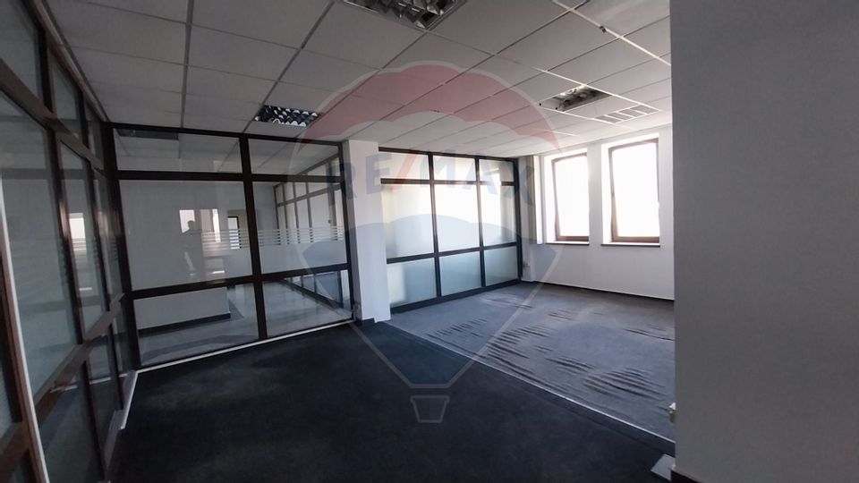 806sq.m Office Space for rent, P-ta Ovidiu area