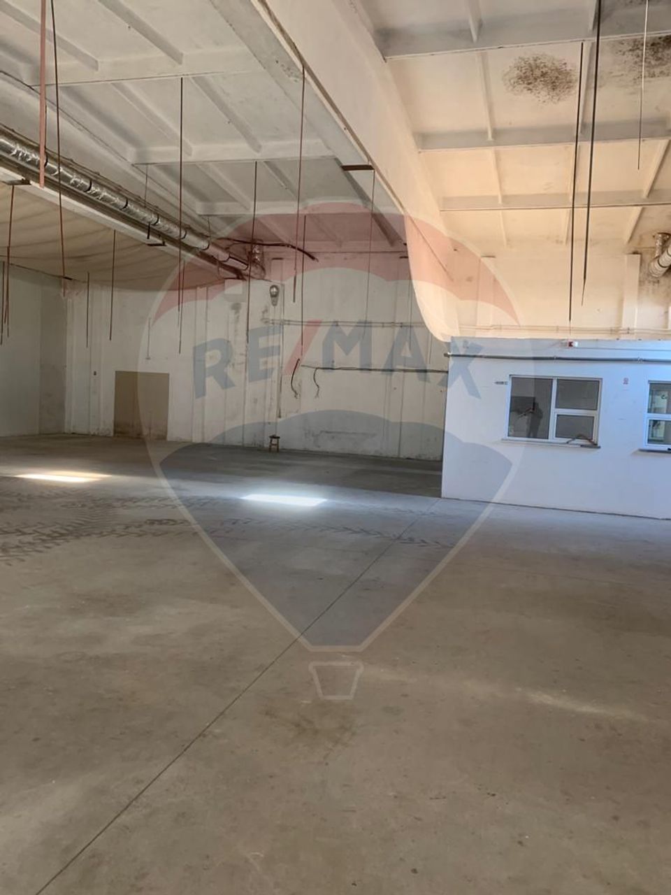 646sq.m Industrial Space for rent, Sud area