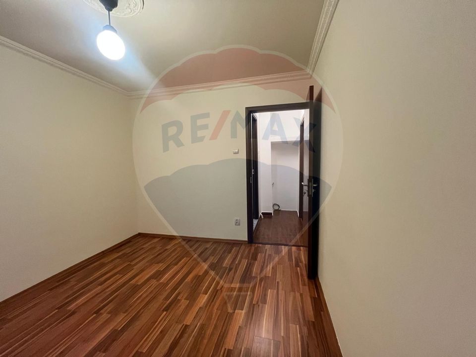 2 room Apartment for rent, Stefan cel Mare area
