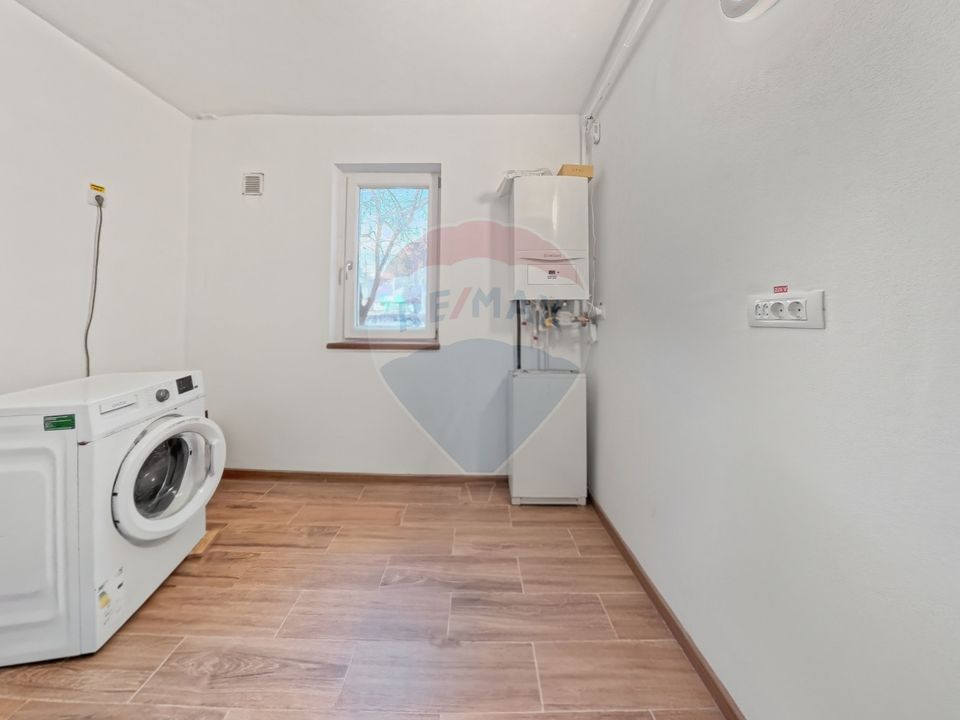 Rezervat! Spațiu comercial la parter de vânzare Mioritei - Bacau