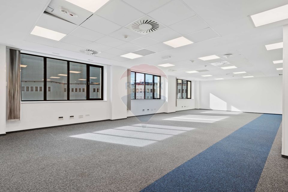 541sq.m Office Space for rent, Ultracentral area