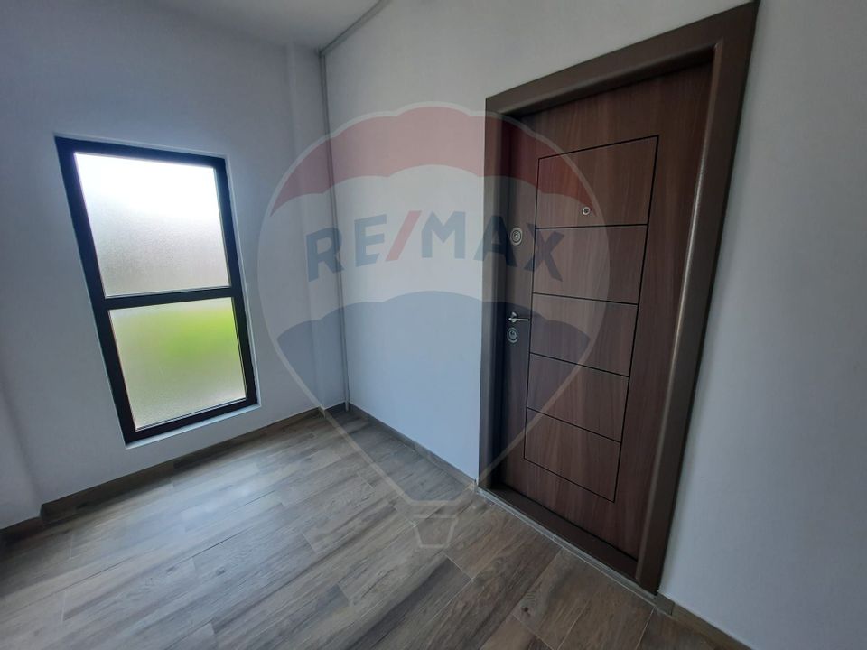 9 room Apartment for sale, Central area