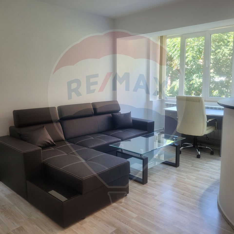 2 room Apartment for rent, Functionarilor area